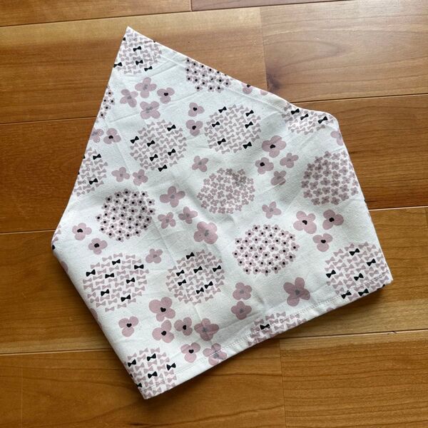 ハンドメイド★三角巾★北欧柄★花柄★リボン柄★子供用
