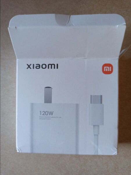 xiaomi充電器 120W USBケーブル付き