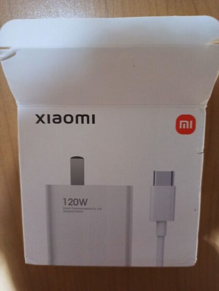 xiaomi充電器 120W USBケーブル付き