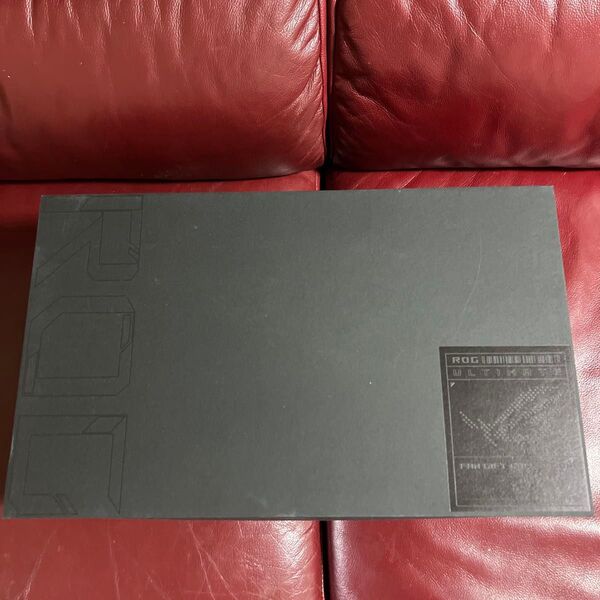 ASUS ROG Phone5 Ultimate FAN GIFT BOX
