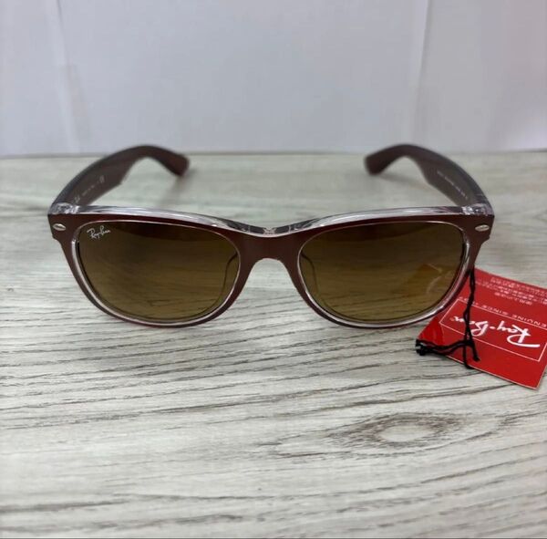 Ray-Ban レイバン サングラス RB2132F ニューウェイファーラー 希少柄 新品未使用 値下げ不可!