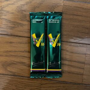 Vandoren V16 テナーサックス用リード2枚セット (3 1/2)