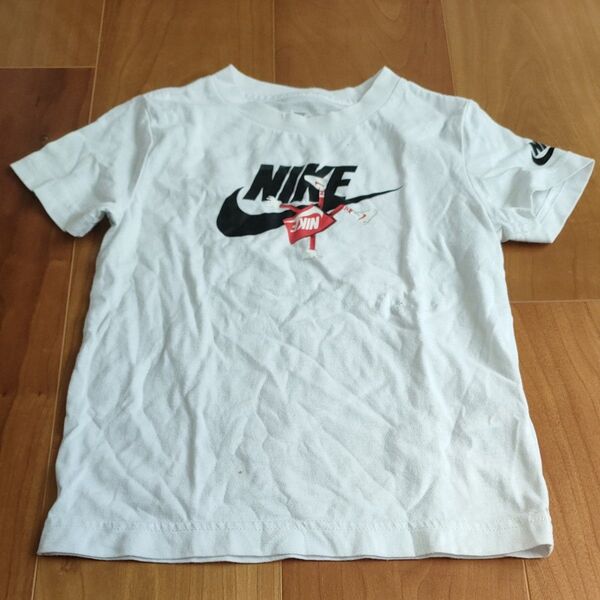 美品 NIKE ナイキ Tシャツ キッズ 白 ホワイト ロゴ プリント ポスト 1度着用のみ 98〜104cm