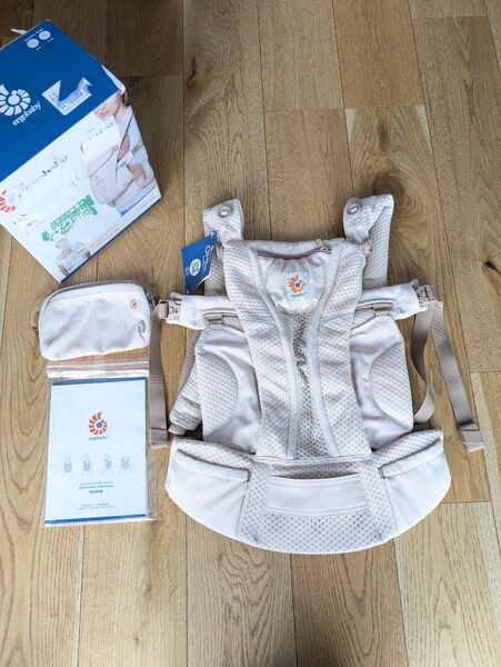 【未使用】エルゴベビー ergobaby オムニブリーズ OMNI breeze ナチュラルベージュ 抱っこひも