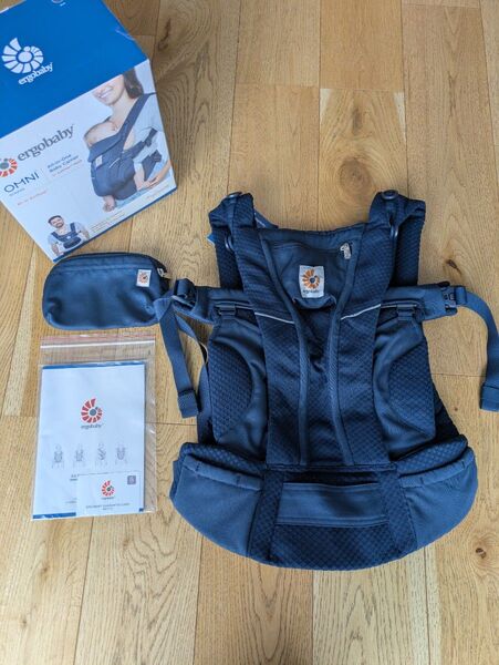 【未使用】エルゴベビー ergobaby オムニブリーズ OMNI breeze ミッドナイトブルー 抱っこひも