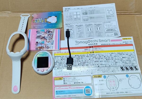 バンダイ たまごっちスマート Tamagotchi Smart NiziU スペシャルセット たまごっち 携帯ゲーム