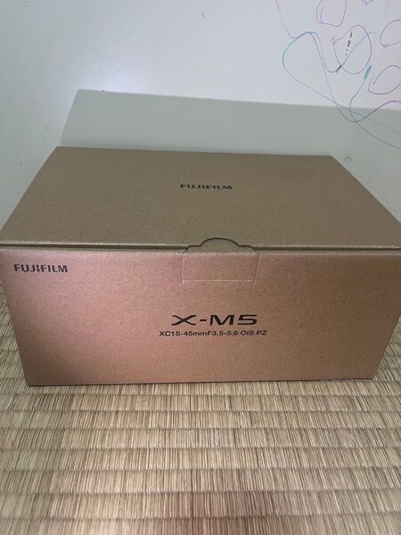 【新品未開封】富士フイルム X-M5 XC15-45mm レンズキット シルバー