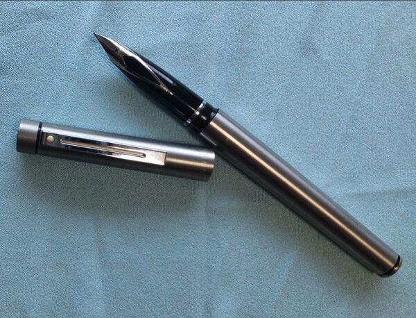 シェーファー(SHEAFFER)万年筆「タルガ」