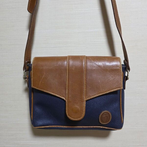 TRUSSARDI トラサルディ レザー 肩掛け 斜め掛け ミニショルダーバッグ ポシェット ネイビー ブラウン 革 昭和レトロ