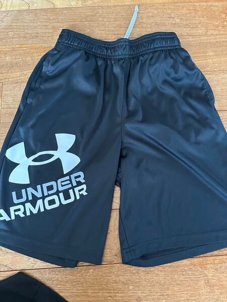 アンダーアーマー ハーフパンツ 150