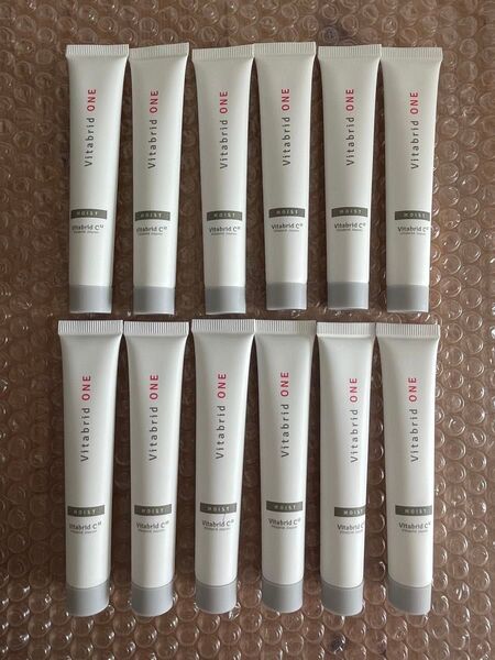 薬用ビタブリッドワン しっとり ジェル状美容液 20g×12