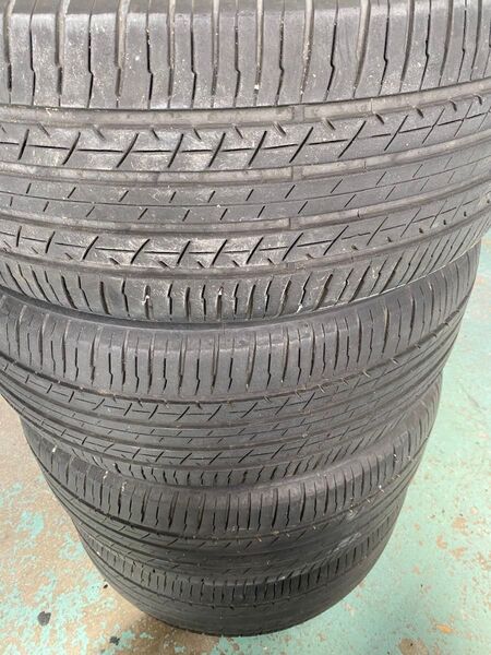235/50R18 101V XL 2018年製 中古タイヤ 8分山 4本セット
