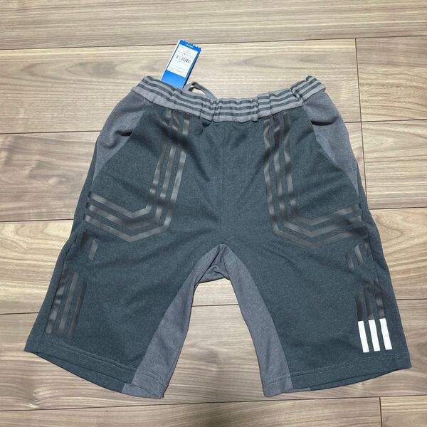 adidas white mountaineering ショートパンツ XS
