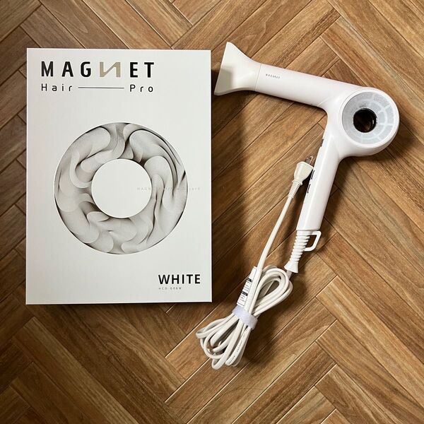 MAGNET マグネットヘアプロドライヤーゼロ 0白 ホワイト・速乾・軽量・美髪