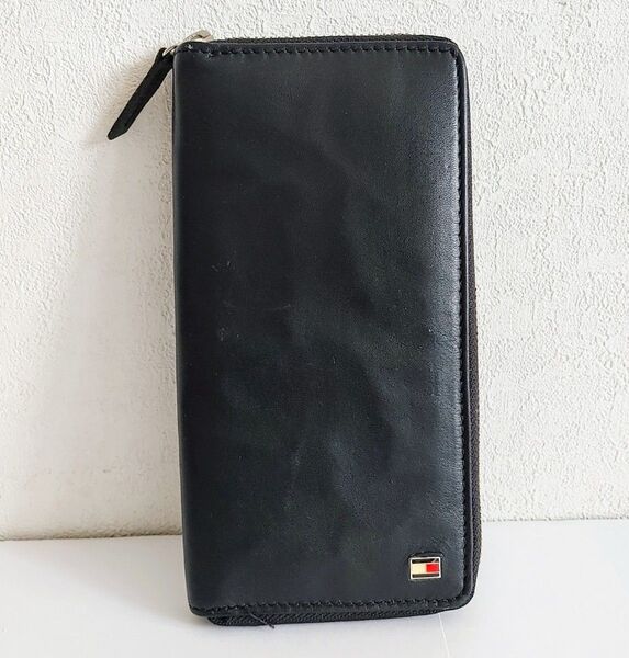 トミーヒルフィガーラウンドジップ 長財布 レザー ブラック TOMMY HILFIGER 未使用品