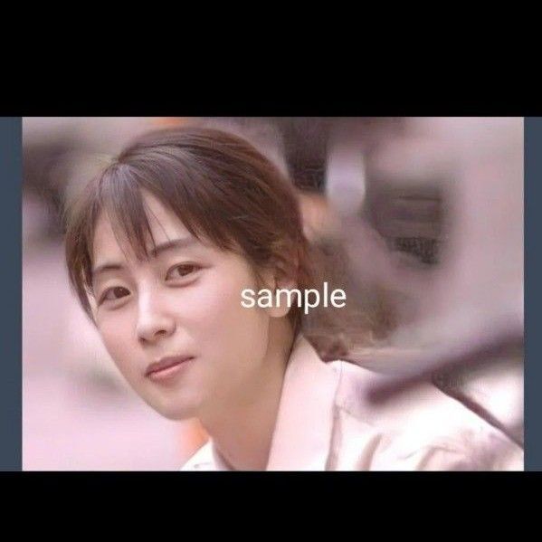 ZARD 坂井泉水 蒲池幸子 写真L版 ピンク