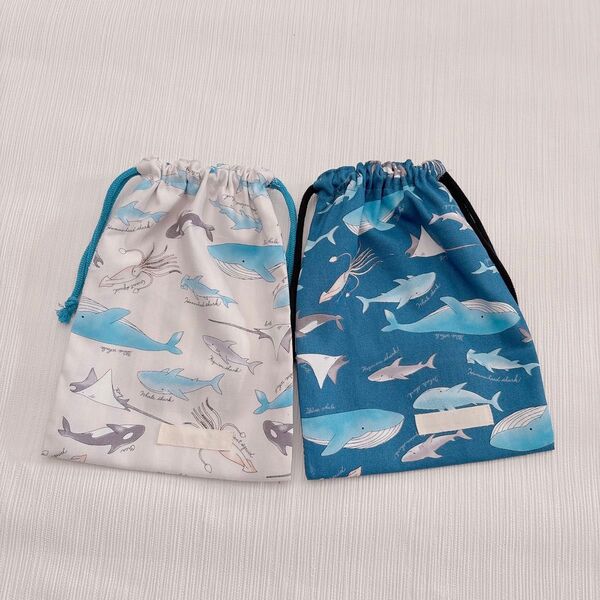 給食袋 巾着 ハンドメイド 男の子 女の子 海の生きもの クジラ シャチ 白 青