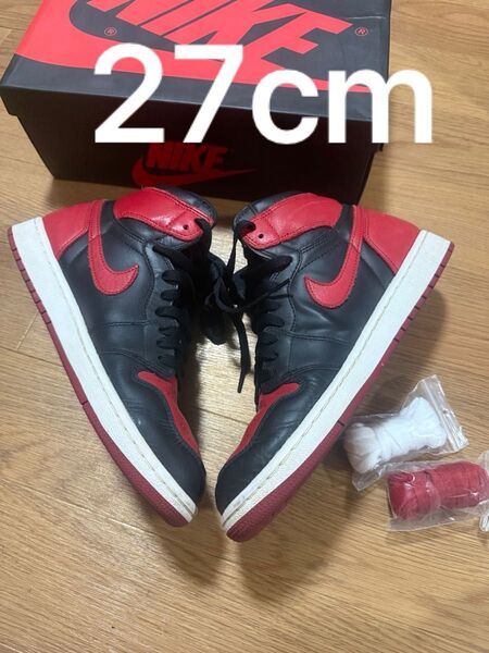 Nike Air Jordan 1 Retro High OG "Bred/Banned" (2016)