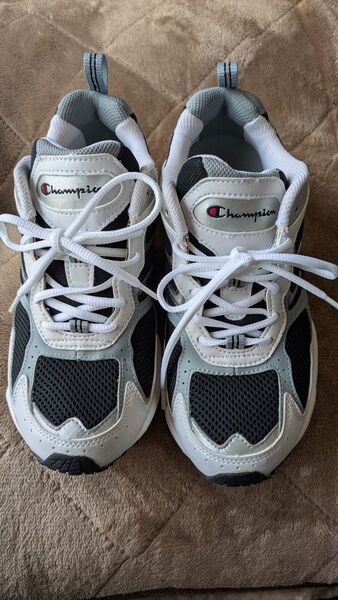 Champion スニーカー 白黒グレー