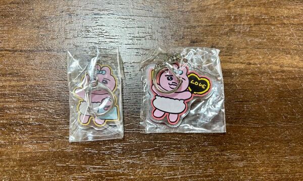 【未開封】おぱんちゅうさぎ アクリルキーホルダー 2種セット