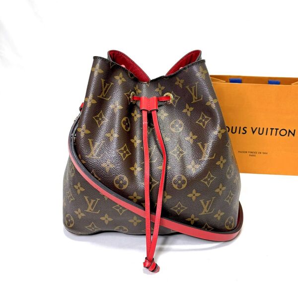 LOUIS VUITTON ルイヴィトン ネオノエ モノグラム ショルダーバッグ ハンドバッグ 巾着型 ドローストリング レッド