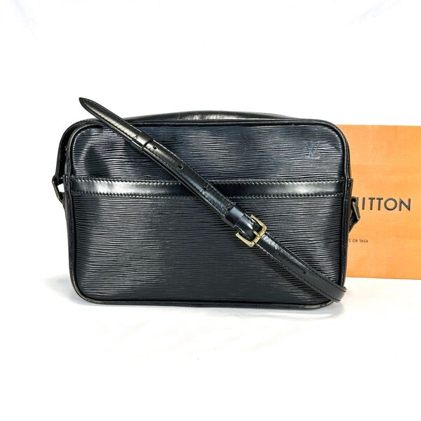 ルイヴィトン LOUIS VUITTON ショルダーバッグ トロカデロ ノワール エピレザー ブラック 黒