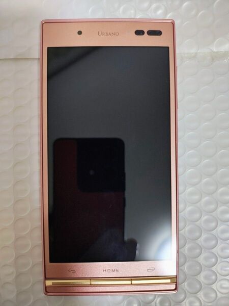 au URBANO V03 KYV38 スマホ