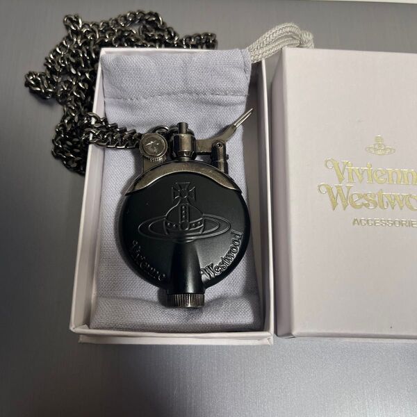 Vivienne Westwood ライター オイル付き(残50%ほど)