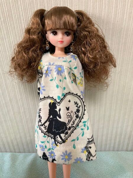 リカちゃん ワンピース ハンドメイド アリス アウトフィット 服 不思議の国のアリス ジェニー ネオブライス 1/6ドールサイズ
