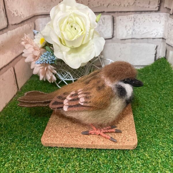 羊毛フェルト スズメ