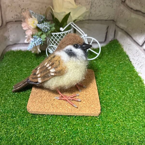羊毛フェルト スズメ