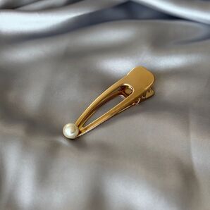 ヘアクリップ ヘアアクセサリー プラパール ビジュー 前髪クリップ おしゃれ 上品 オフィスヘア まとめ髪 シンプル 大人可愛い