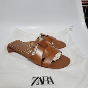 新品未使用 ZARA 本革 サンダル