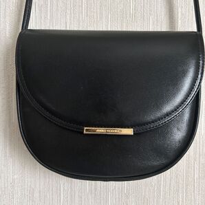 コシノジュンコ ショルダーバッグ ブラック レザー