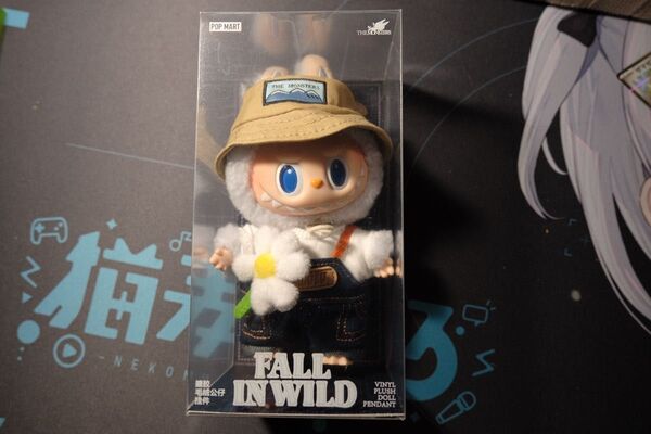 LABUBU THE MONSTERS FALL IN WILD ぬいぐるみ