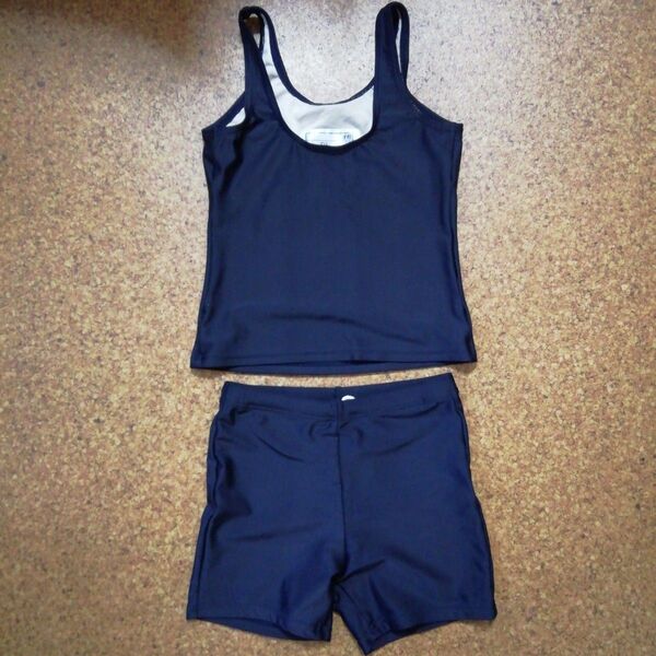 130サイズ 女の子の水着 セパレーツ ネイビー