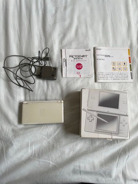 ニンテンドーDS lite 本体&充電器 ライト 箱あり 任天堂