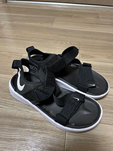 NIKE スポーツサンダル ブラック Vista ビスタ 25