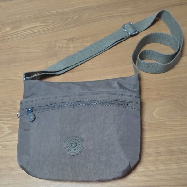 キプリング kipling ショルダーバッグ