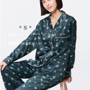 サテンパジャマ(長袖&ロングパンツ)(フラワー) GU