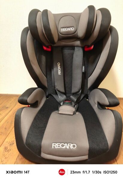 【美品】RECARO レカロ J1 セレクト チャイルドシート グレー