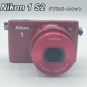 ☆希少カラー☆ Nikon 1 S2 ミラーレスカメラ レッド ダブルズームキット