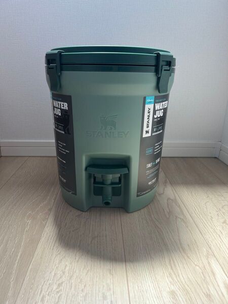 【新品未使用】STANLEY WATER JAG 7.5L スタンレー ウォータージャグ グリーン