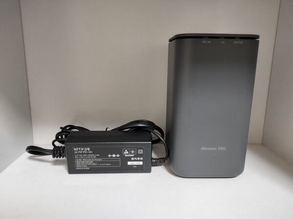 NTTドコモ ホームルーター HR01
