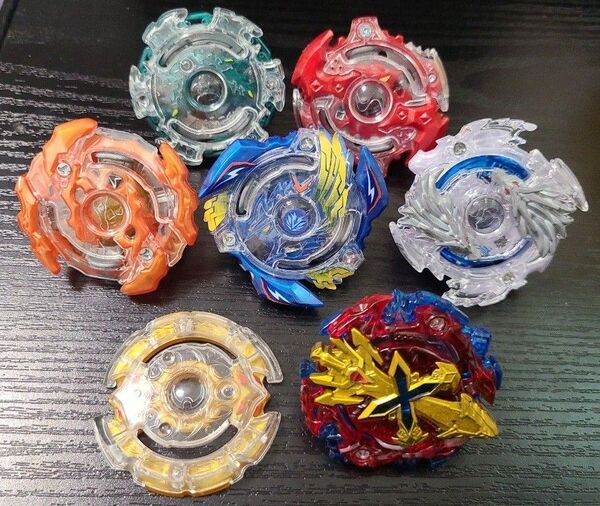 ベイブレード 6個+オマケ