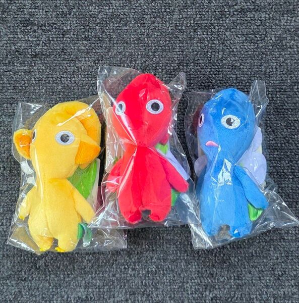 【新品】ピクミンぬいぐるみマスコット 赤青(花) 黄(葉)3種セット 三英貿易