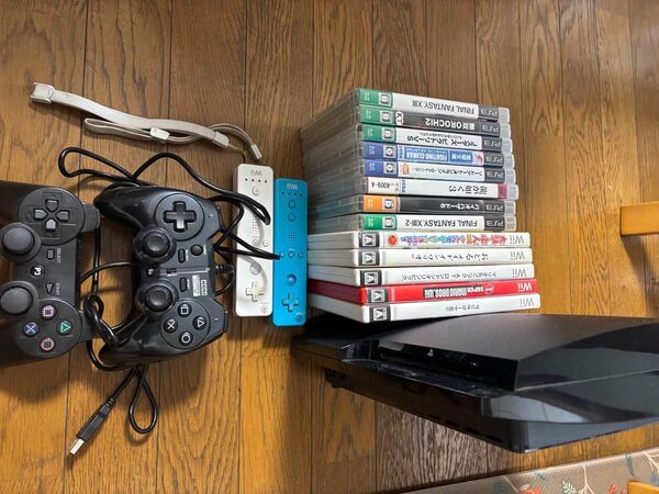 PS3本体、Wiiリモコン、PS3コントローラー2個、Wii。PS3ソフト11本 まとめ売り ジャンク扱い