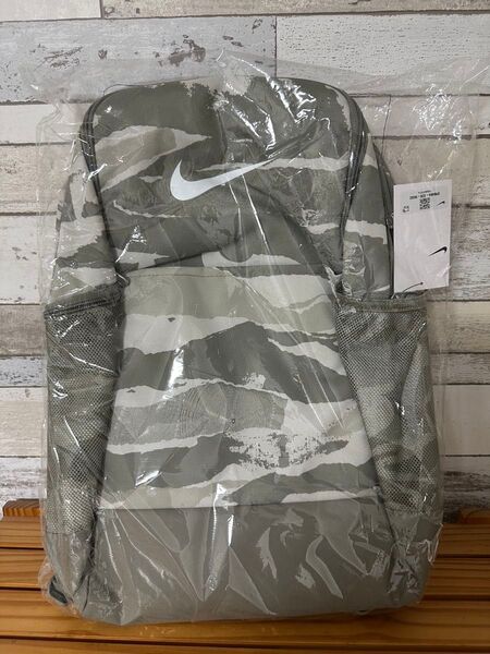 NIKE ナイキ ブラジリア バックパック カーキ 迷彩柄 BA6155-226 未使用