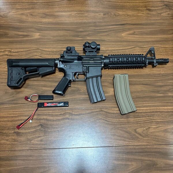 東京マルイ 次世代電動ガン M4 CQB-R
