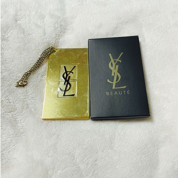 【新品未使用】YSL イヴ・サンローラン ゴールド ミラー 鏡